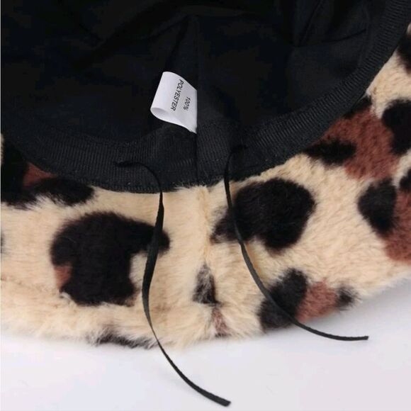 Leopard Print Fuzzy Bucket Hat - Picture 5 of 5